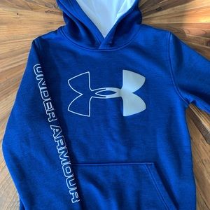 Boys youth Under Armour hoodie. Size small
